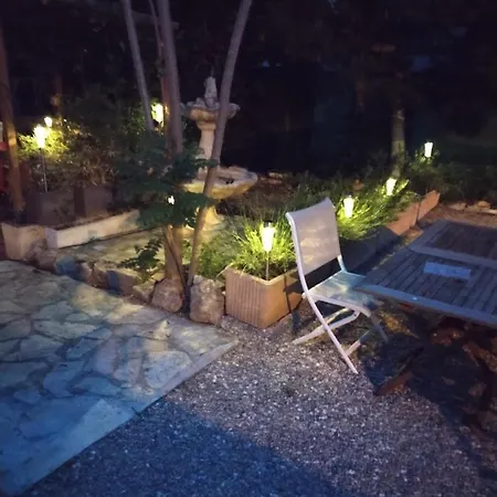 Pitchoun Bed & Breakfast Grasse